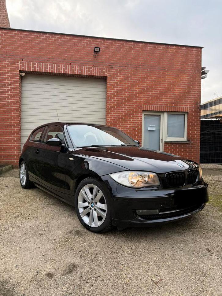 BMW 118i 2007, Auto's, BMW, Particulier, Apple Carplay, Benzine, Ophalen of Verzenden