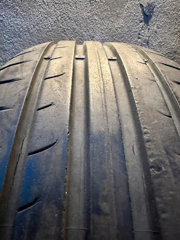 Pneus dunlop 205/55R16 ! beschikbaar voor biedingen