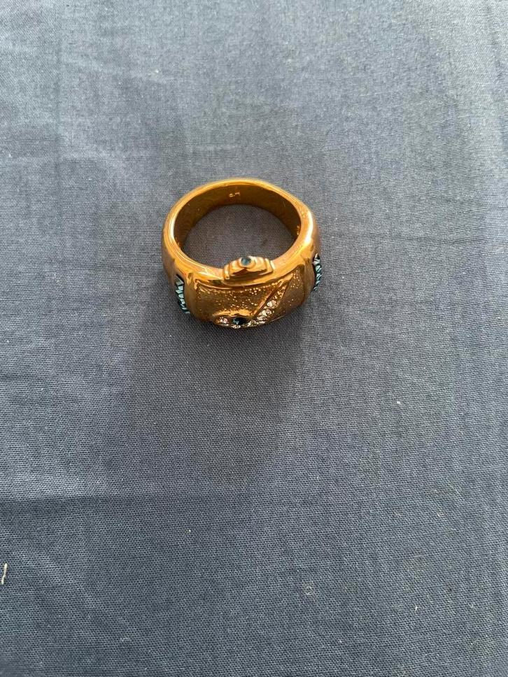 Gouden fantasiering — strass en blauwe steen, Handtassen en Accessoires, Ringen, Nieuw, Dame, 19 tot 20, Goud, Goud, Met strass