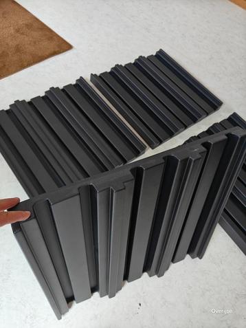 4 akoestische panelen beschikbaar voor biedingen