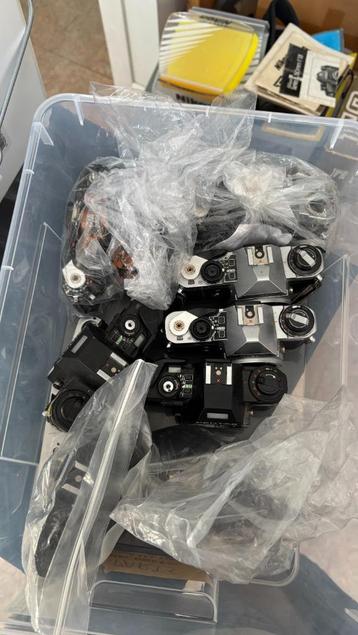 Pentax ME/ME Super & Super A cameras voor reparatie beschikbaar voor biedingen