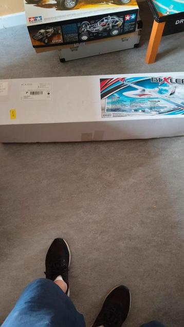 Bixler 2,zwefer beschikbaar voor biedingen