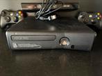 xbox 360 console, Games en Spelcomputers, Ophalen of Verzenden, Zo goed als nieuw, Met 2 controllers