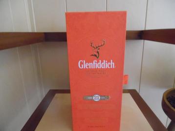 Whisky Glenfiddich Reserva rum cask finish 21j beschikbaar voor biedingen