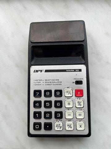 APF Mark 30 vintage zakrekenmachine (1975) beschikbaar voor biedingen