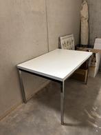 table de cuisine design des années 70, Enlèvement, Utilisé