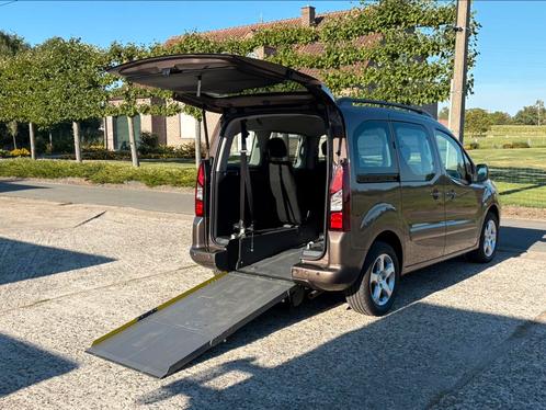 ♿️Peugeot Partner 1.6benzine Rolstoel Invalide Mindervalide, Auto's, Peugeot, Bedrijf, Te koop, Partner, Aangepast voor mindervaliden