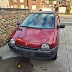 Renault clio jaar 2000 149000km prijs doe een bod.