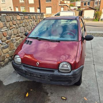 Renault clio jaar 2000 149000km prijs doe een bod. beschikbaar voor biedingen