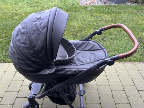 Quax kinderwagen, Kinderen en Baby's, Kinderwagens en Combinaties, Gebruikt, Kinderwagen, Overige merken, Luchtbanden, Met reiswieg