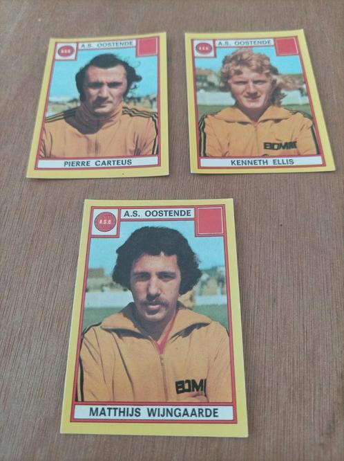 Panini football België 75 , 3 stickers AS Oostende, Hobby en Vrije tijd, Stickers en Plaatjes, Zo goed als nieuw, Ophalen of Verzenden