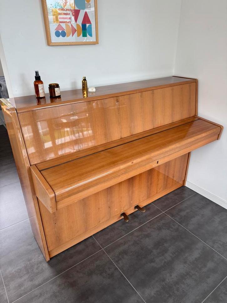 Piano Weisbrod (bruin), Muziek en Instrumenten, Piano's, Zo goed als nieuw, Piano, Bruin, Ophalen