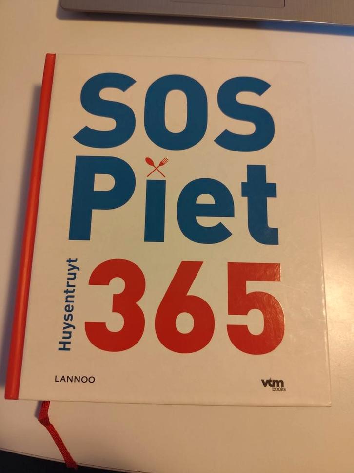 Piet Huysentruyt - SOS Piet 365, Livres, Livres de cuisine, Comme neuf, Enlèvement ou Envoi