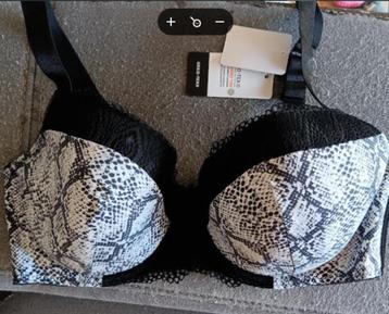 Soutien gorge noir et blanc 90D NEUF beschikbaar voor biedingen