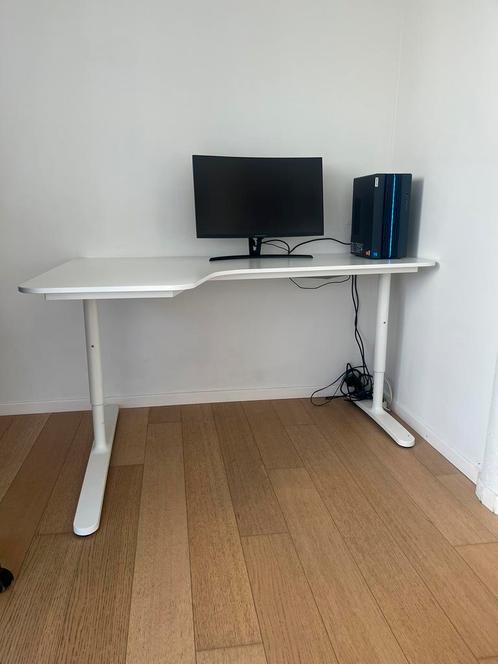 Bureau hoek naar links, Huis en Inrichting, Bureaus, Zo goed als nieuw, Bureau, Ophalen