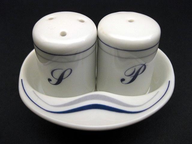 fûts à sel et poivre Thun porcelaine ĆSA Czech Airlines, Collections, Aviation, Neuf, Enlèvement ou Envoi