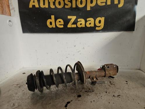 Schokdemperpoot rechts-voor van een Suzuki SX-4, Auto-onderdelen, Ophanging en Onderstel, Suzuki, Gebruikt, 3 maanden garantie