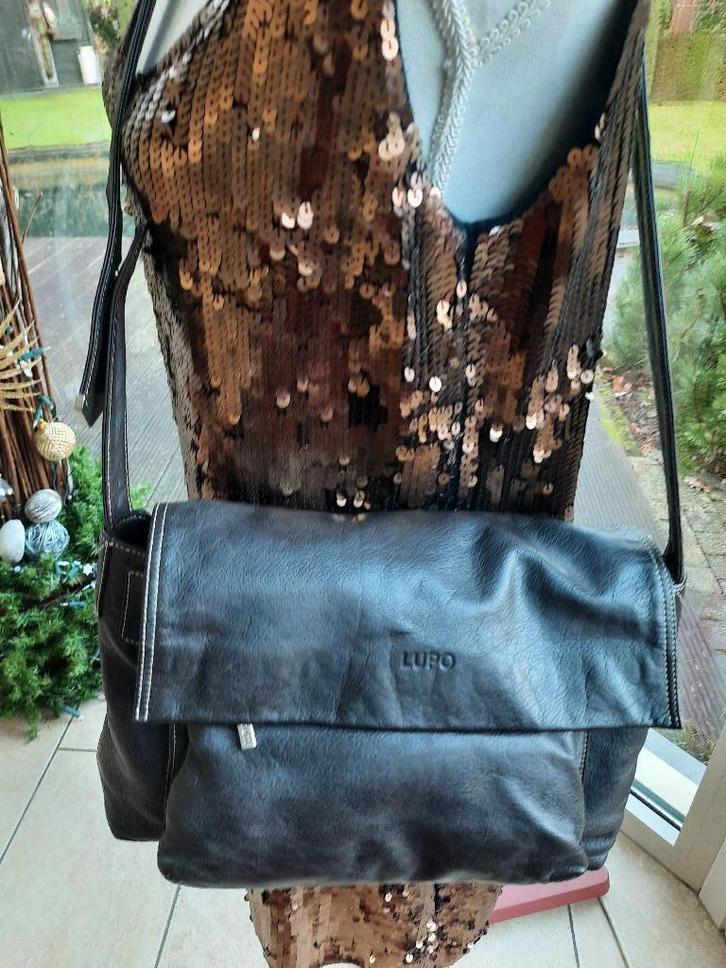 Prachtige hand/schoudertas LUPO, Handtassen en Accessoires, Tassen | Damestassen, Zo goed als nieuw, Schoudertasje, Bruin, Ophalen of Verzenden