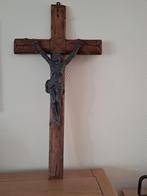 Groot houten kruis met Christusfiguur., Antiek en Kunst, Antiek | Religieuze voorwerpen, Ophalen of Verzenden
