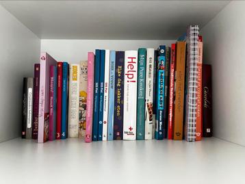 Kookboeken te koop beschikbaar voor biedingen