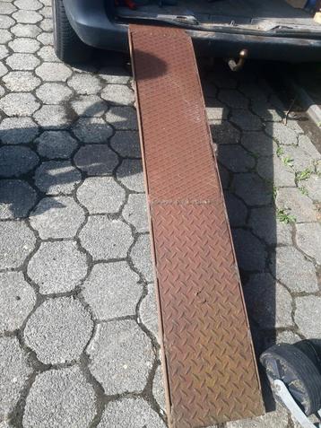 Oprijplaten, Enlèvement, Utilisé