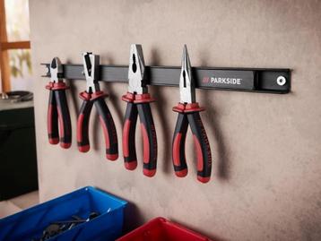 Magnetische stripgereedschapset beschikbaar voor biedingen