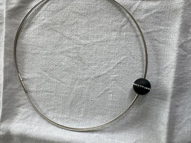 halsketting, Handtassen en Accessoires, Kettingen, Zo goed als nieuw, Zilver, Zilver, Met strass, Ophalen