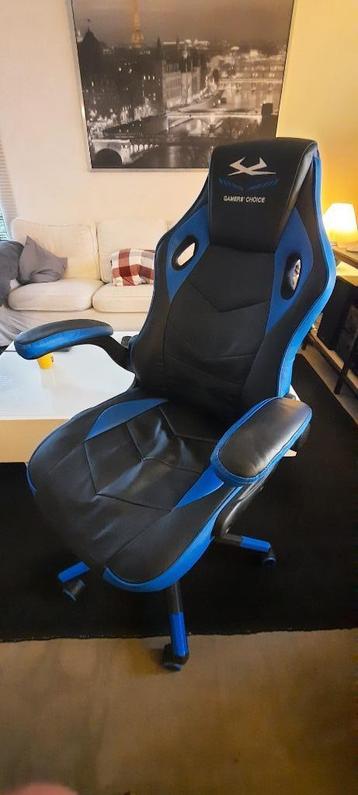 Chaise gaming beschikbaar voor biedingen
