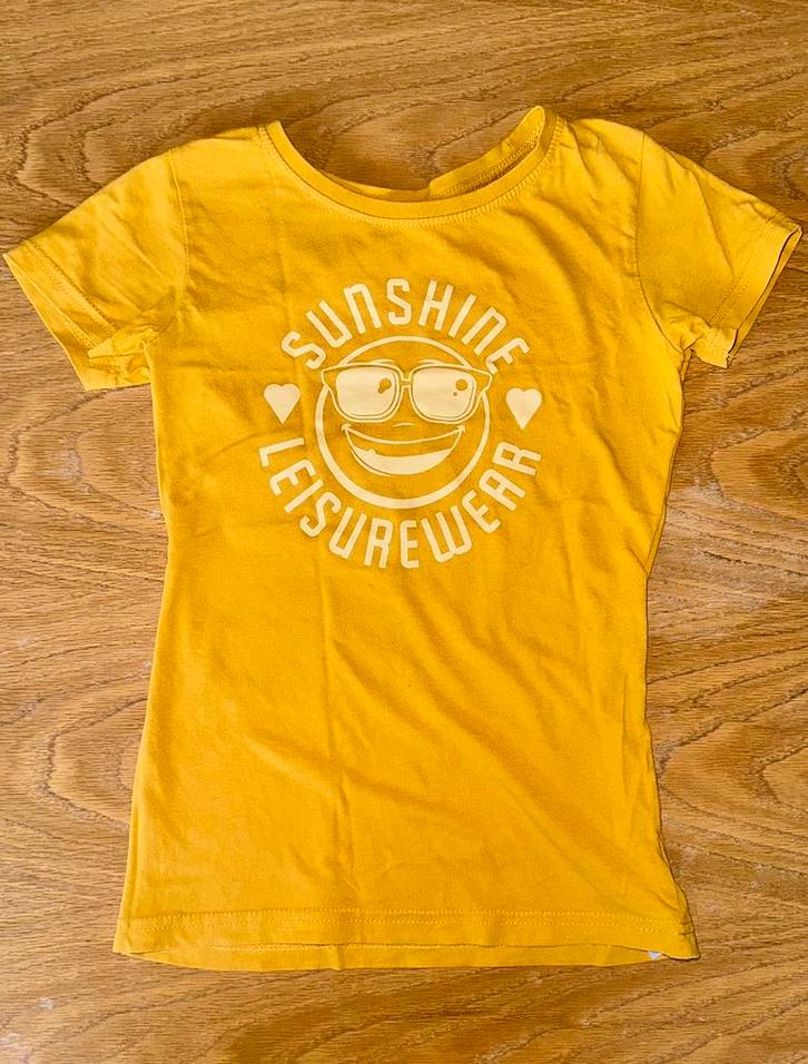 T-shirt van Zeeman - Sunshine Leisurewear, Kinderen en Baby's, Kinderkleding | Maat 146, Gebruikt, Jongen of Meisje, Overige typen