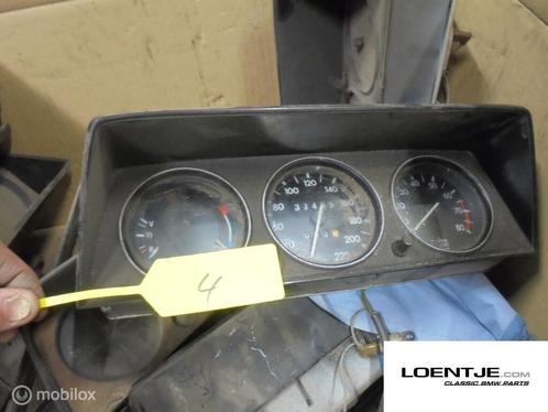 Tellerbak BMW 02 2002tii tii 220 km/h, Auto-onderdelen, Dashboard en Schakelaars, BMW, Gebruikt, Ophalen of Verzenden