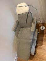 Behandelstoel, Elektronische apparatuur, Ophalen