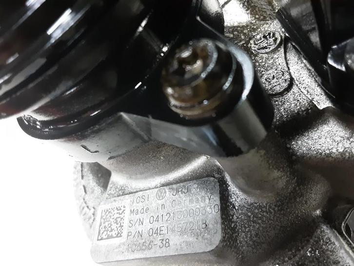 TURBO Volkswagen Passat (3C2) (01-2005/10-2010) (04E145721B), Auto-onderdelen, Motor en Toebehoren, Volkswagen, Gebruikt