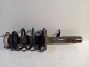 VEERPOOT LINKS VOOR BMW X3 (E83) (09-2003/08-2011) beschikbaar voor biedingen