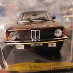 BMW 318i 1981 bruin, met hardcover boek, 1:24, Ophalen