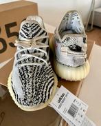 Yeezy Boost 350 V2 zebra origineel!, Kleding | Heren, Ophalen, Wit, Zo goed als nieuw, Sneakers