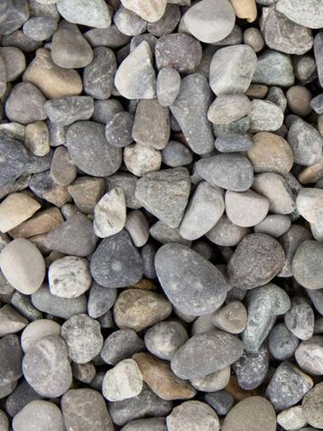 Alpengrind grijs creme beige zachte kleuren ronde grind tuin beschikbaar voor biedingen