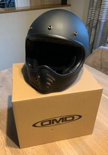 Casque DMD Seventy-Five disponible aux enchères