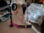 Trottinette Blackwheels rose et noir + sonnette et lampe, Enlèvement, Comme neuf, Step simple, Blackwheels