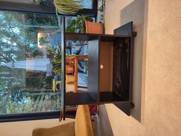 zwart tv-meubel  beschikbaar voor biedingen