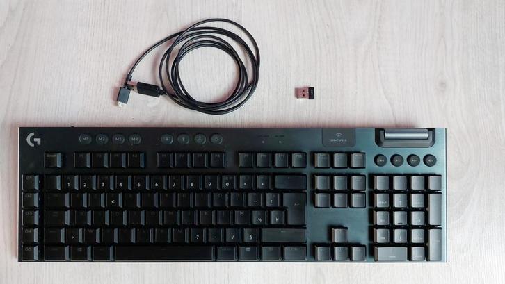 Gaming toetsenbord Logitech G915 Lightspeed Wireless, Computers en Software, Toetsenborden, Zo goed als nieuw, Azerty, Draadloos