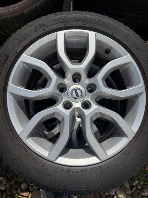Set 17 inch Volvo V60 Hybrid V40 Cross country velgen banden, Auto-onderdelen, Banden en Velgen, Banden en Velgen, 17 inch, 225 mm