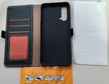 Volledig nieuw gsm hoesje + screen protector (in verpakking) beschikbaar voor biedingen