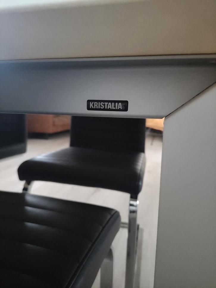 Table de salle à manger design. A voir!!!, Huis en Inrichting, Complete eetkamers