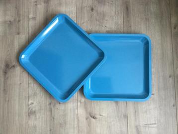 Dienbladen Zack Design turqoise beschikbaar voor biedingen