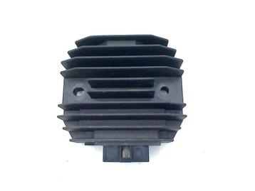 SPANNINGSREGELAAR FZ 6 2004-2006 (FZ6 FAZER) (sh719aa) beschikbaar voor biedingen