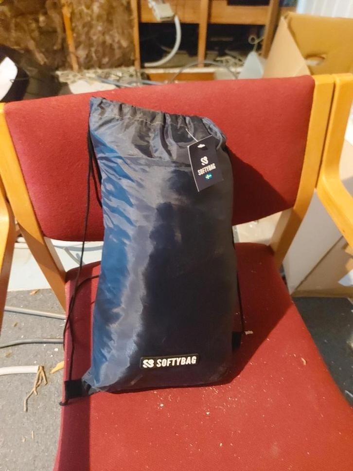 softybag, Caravanes & Camping, Matelas pneumatiques, Comme neuf, 1 personne, Pompe intégrée, Enlèvement