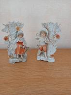 Paire d'anciennes statuettes-vase en porcelaine, Ophalen, Zo goed als nieuw