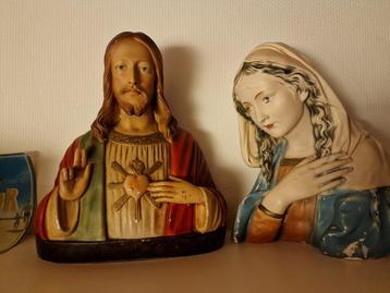 Jezus en Mariabeelden beschikbaar voor biedingen