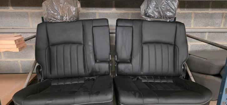 Verschillende achterbanken nissan patrol, Autos : Pièces & Accessoires, Habitacle & Garnissage, Nissan, Utilisé, Enlèvement