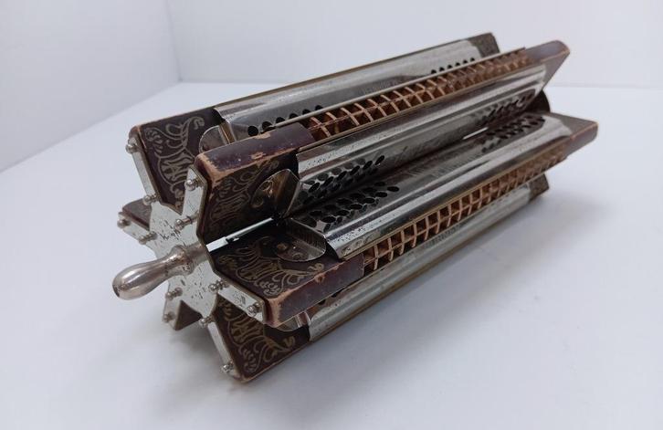 zeldzame M. HOHNER TREMOLO SEXTET mondharmonica 1950, Muziek en Instrumenten, Blaasinstrumenten | Mondharmonica's, Gebruikt, Diatonisch